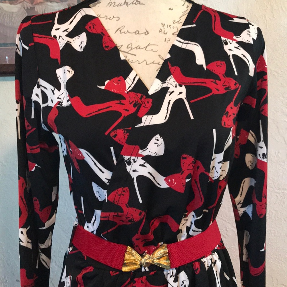 Stylish Red and Black Women's Dress - Picture 3 of 6